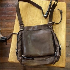 Multi pocket leather crossbody bag